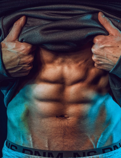 male strong abs